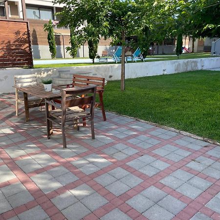 Pool Guesthouse Corinth 外观 照片