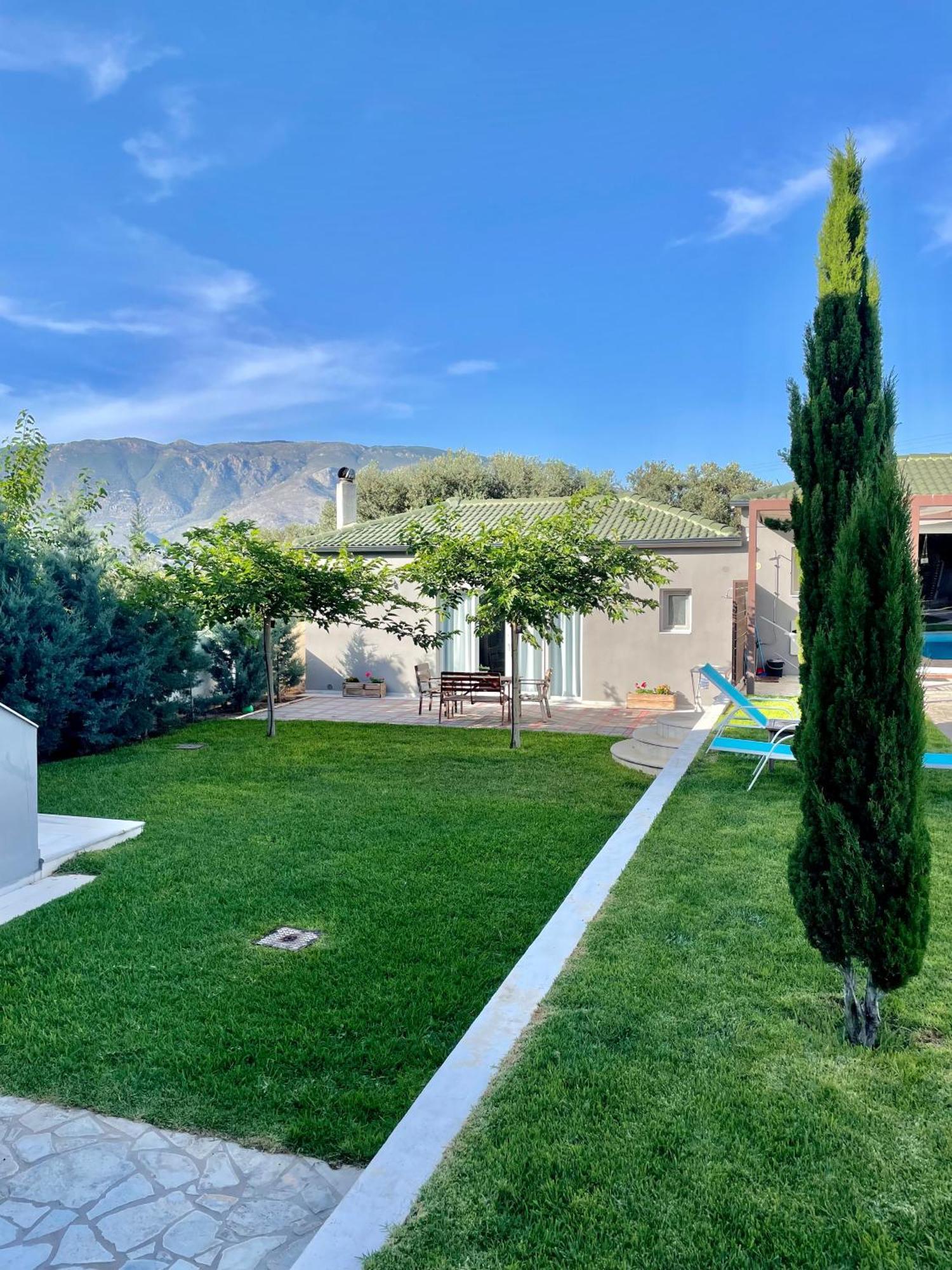 Pool Guesthouse Corinth 外观 照片