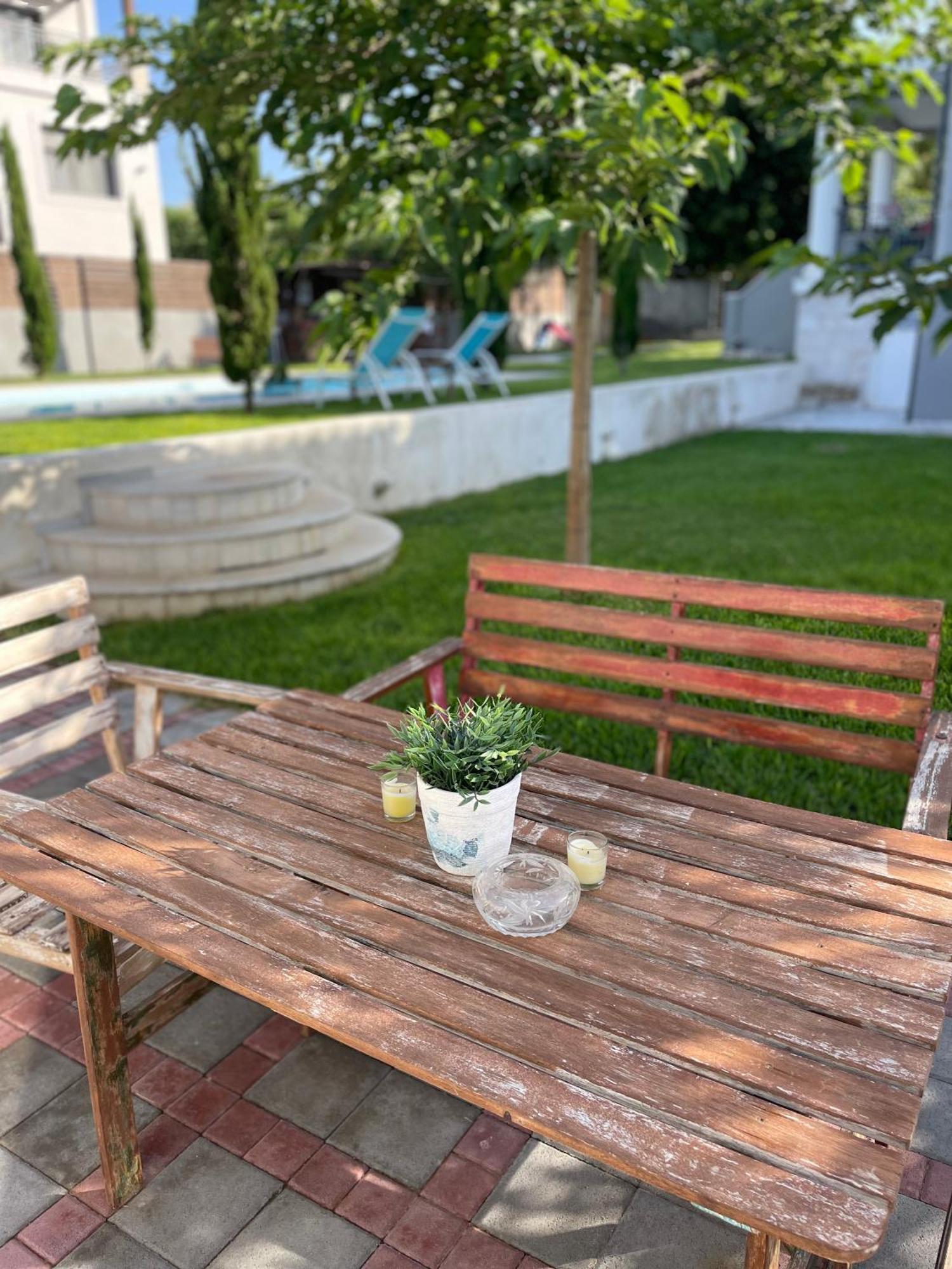 Pool Guesthouse Corinth 外观 照片
