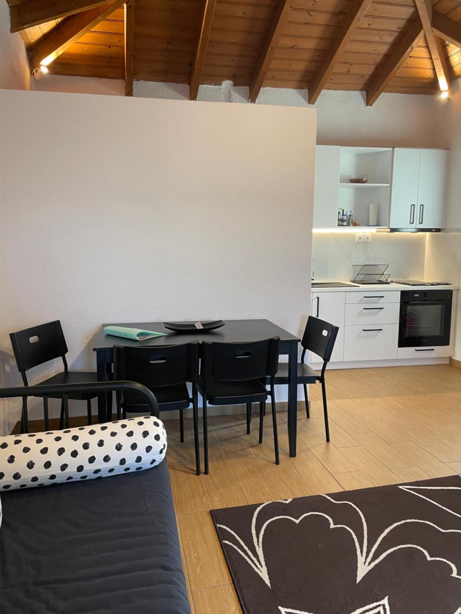 Pool Guesthouse Corinth 外观 照片